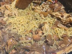 -胡须佬鸡煲四季火锅店(石厦西村直营店)