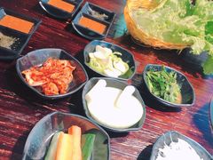 小菜-杀猪天·韩国烤肉(总店)