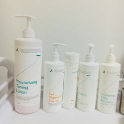 -美肤盾祛痘·问题肌头疗管理中心