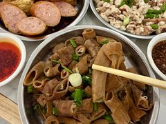 -福屿鲜捞小吃·捞化(福屿总店)