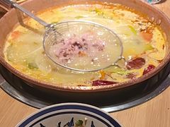 -洱火云南酸菜牛肉火锅(石景山当代商城店)