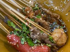 -上上签·冷锅串串(六灌路店)