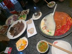 -井格重庆火锅(临平银泰城店)