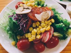 有机沙拉吧-So Lounge索兰至餐厅(蓝色港湾店)