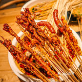 重庆最便宜的钵钵鸡！0.7元一串！人均20+ 