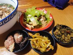 -矮子粉店1985·长沙米粉(湘春路店)