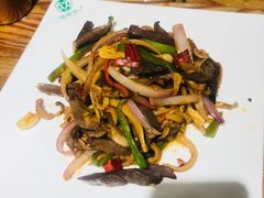 -塔哈尔·新疆盛宴(城西银泰店)