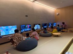 -涨巢·潮玩水疗局