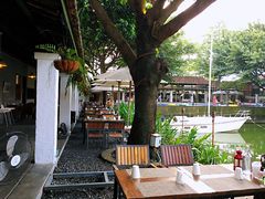 -喜洲吧·江畔老船厂·庭院餐厅(喜临院店)