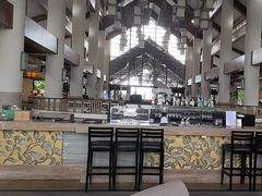 -亚龙湾喜来登·美景台大堂吧