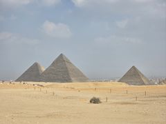-吉萨金字塔群