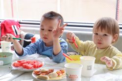 -BabyMonster小怪兽亲子派对·餐厅乐园(金月湾店)