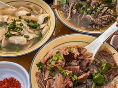 -大众跷脚牛肉馆·非遗传承单位(峨眉山店)