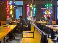 大堂-新疆烧烤王(广灵店)