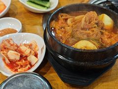 -喇喇排骨火锅·传统韩式脊骨汤(望京西园总店)