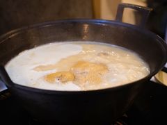 -鲜入围煮花胶鸡海鲜火锅