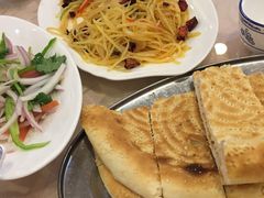 -马尔龙新疆饭店·清真(瑞景店)