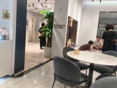 -索菲亚衣柜橱柜家具全屋定制(汶水红星店)