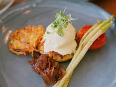 -ROAST coffee & eatery