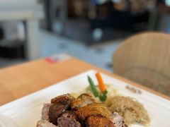-LENBACH兰巴赫西餐啤酒坊(大连东港店)