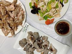 -宾朋海鲜美食特色餐厅·纯手工鲅鱼水饺(兴海路店)