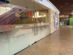 -瑞尔齿科(上海长风大悦城店)