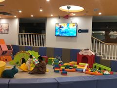 -戊辰亲子游泳俱乐部