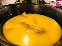 -鲜入围煮花胶鸡海鲜火锅