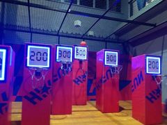 -嗨翻Hi-Fun竞技主题乐园·蹦床亲子生日轰趴(国光1937店)