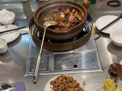-胡须佬鸡煲四季火锅店(石厦西村直营店)