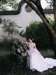 -衣贝姿婚纱礼服馆