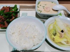 -老乡鸡(上海品尊国际中心店)