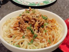 -渔语鱼新川菜Bistro(万象天地店)
