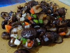 嫩炒野香菇-萨宁音登锡伯风味餐厅(一楼店)