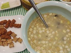 -鹊华居·地道鲁菜·海鲜·融合味(大明湖店)