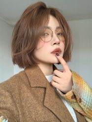 -ON STAR SALON