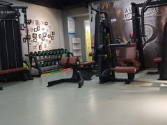 -征成健身连锁私教工作室(九公里店)