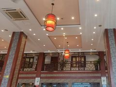 -侬佳蒸菜馆(听潮店)