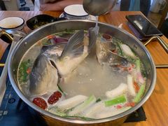 鱼火锅（高汤锅）-大理老字号·舟渔的鱼野生菌海景餐厅(双廊店)