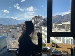 -平措康桑·和牛自助观景餐厅(布达拉宫店)