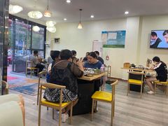 -牛喵喵铜锅牛肉馆