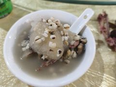 -红旗山庄(圭峰山店)