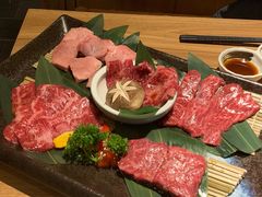 上等牛舌-炼火烤肉店