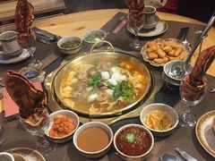 -顶顶汤火牛排火锅·经典铜锅涮肉