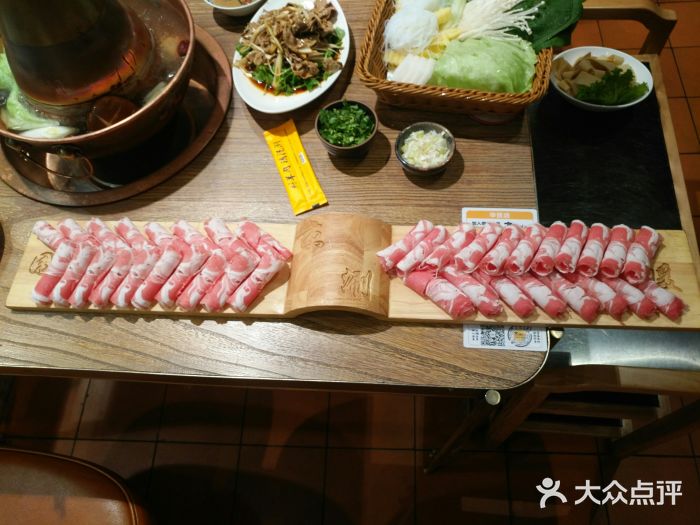 京涮铜锅涮肉(华贸店)苏尼特羔羊肉图片