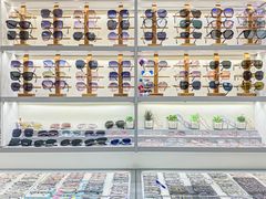 -潘多拉眼镜·蔡司依视路明月(潘家园店)