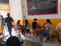 -万红路羊汤烧饼店(将台路店)