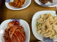 -亲昵春川鸡排(韩国美食街店)