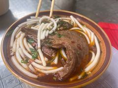 -花溪牛肉粉(八鸽岩店)