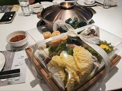 -烹然四季椰子鸡火锅(姚家园万象汇店)